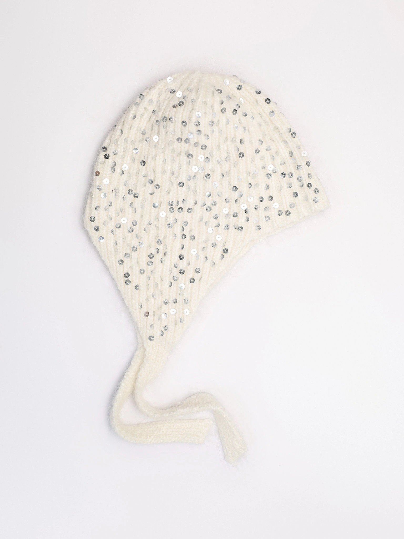 Шапка-ушанка с пайетками в ассортименте